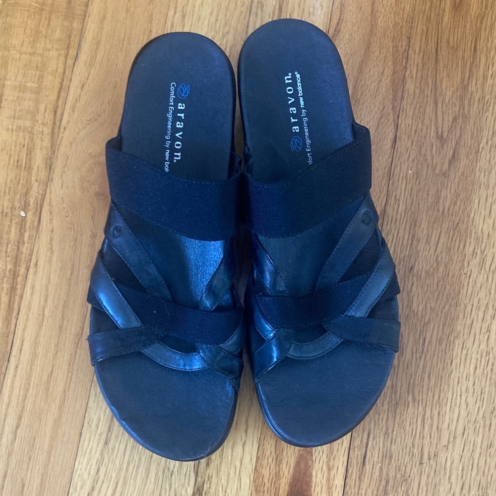 Aravon Women's Black Slide Sandals